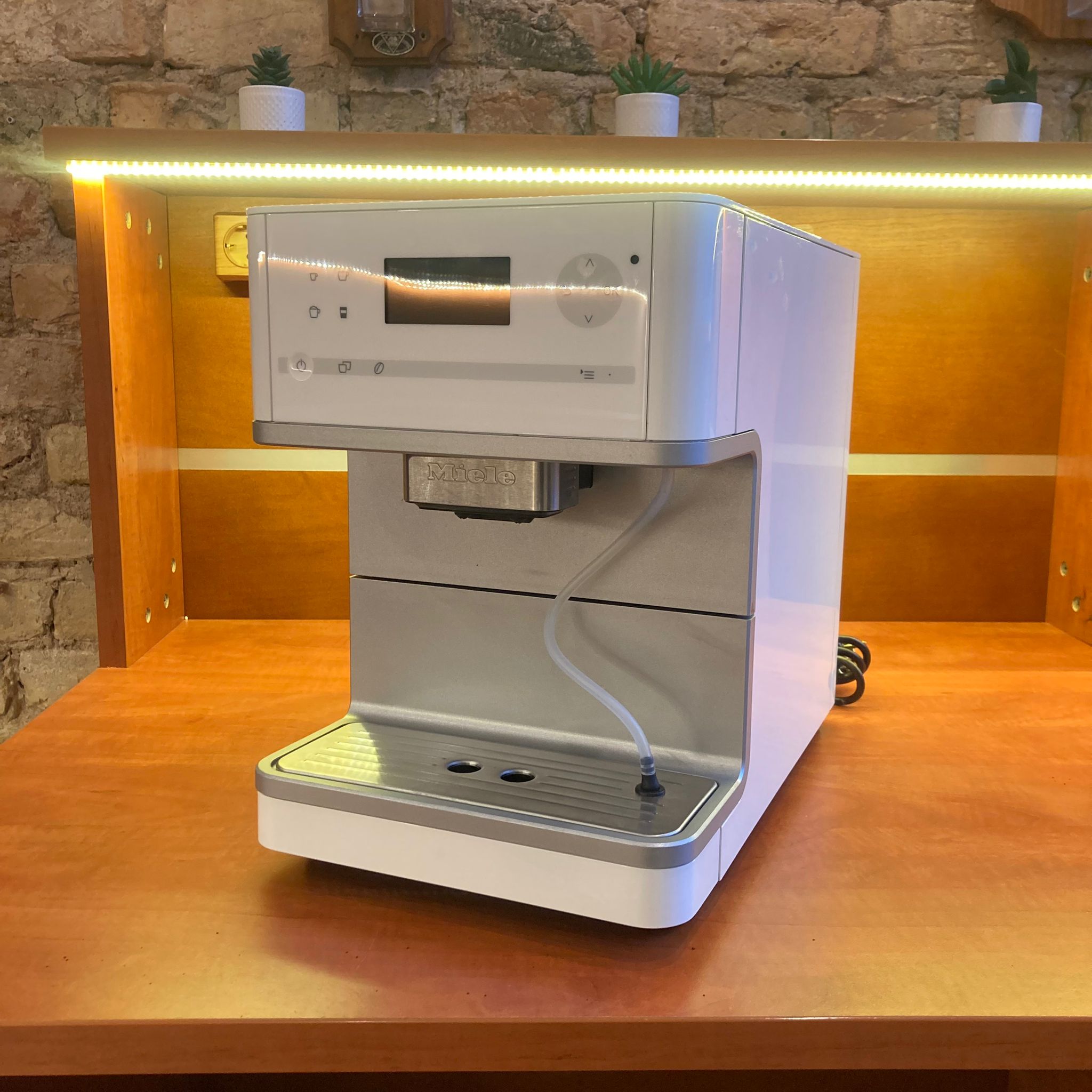 Miele CM6100 450 euro